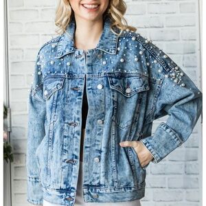 Veveret Denim & Pearls